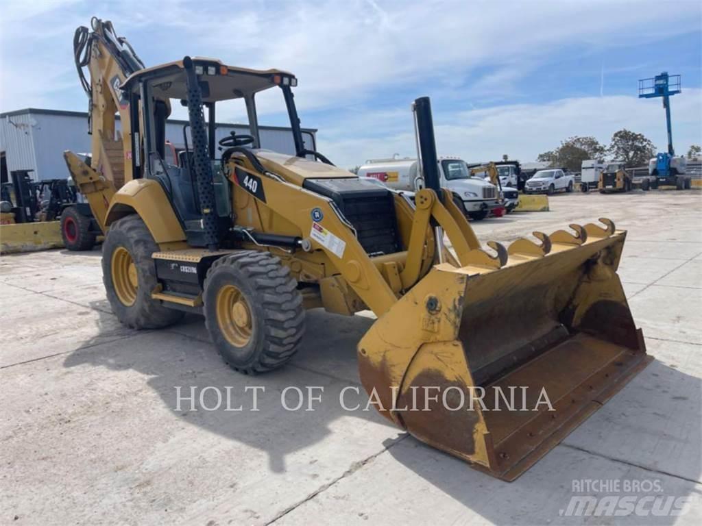 CAT 440 Εκσκαφείς Φορτωτές τύπου JCB