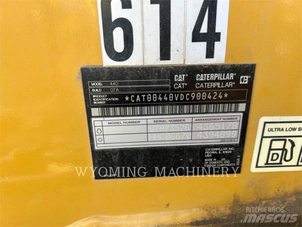 CAT 440 Εκσκαφείς Φορτωτές τύπου JCB