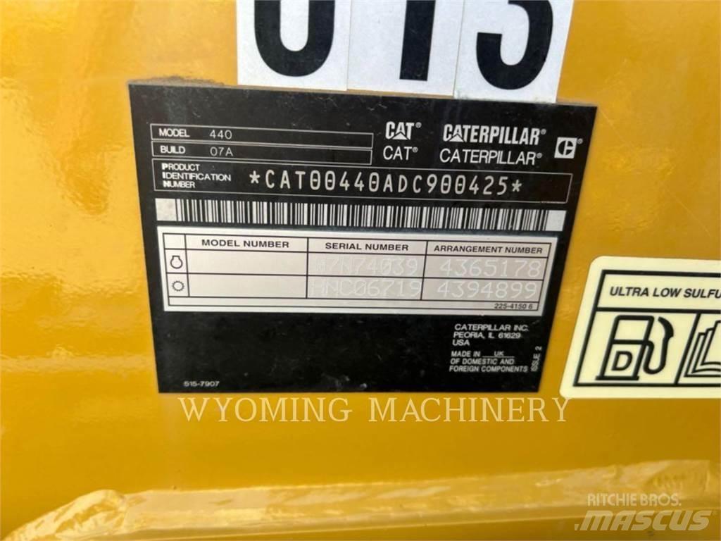 CAT 440 Εκσκαφείς Φορτωτές τύπου JCB