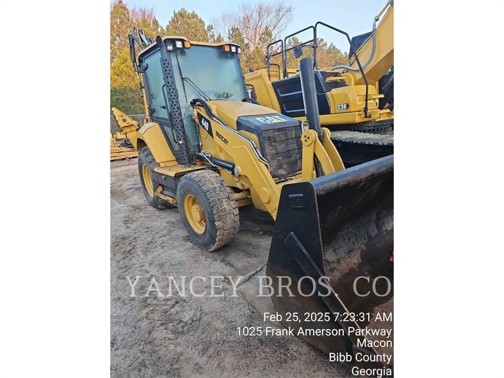 CAT 440 Εκσκαφείς Φορτωτές τύπου JCB