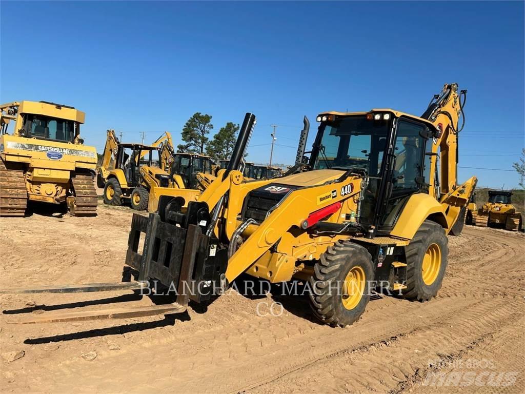 CAT 440 Εκσκαφείς Φορτωτές τύπου JCB
