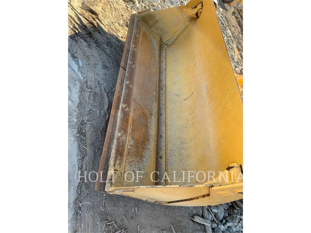 CAT 440 Εκσκαφείς Φορτωτές τύπου JCB