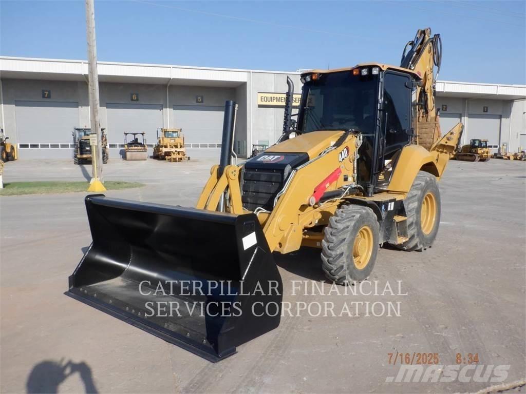 CAT 440-07 Εκσκαφείς Φορτωτές τύπου JCB
