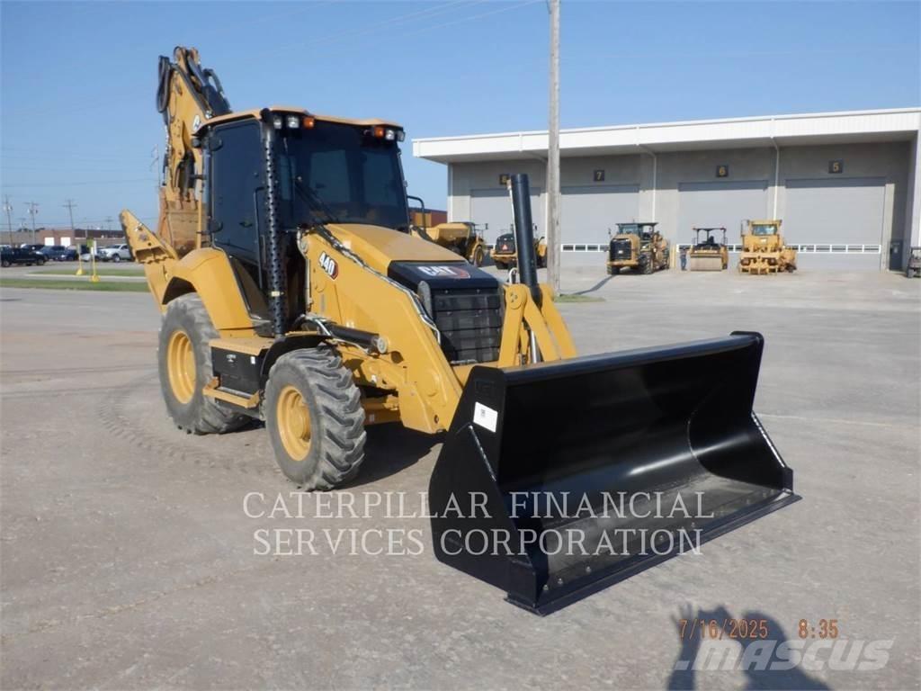 CAT 440-07 Εκσκαφείς Φορτωτές τύπου JCB