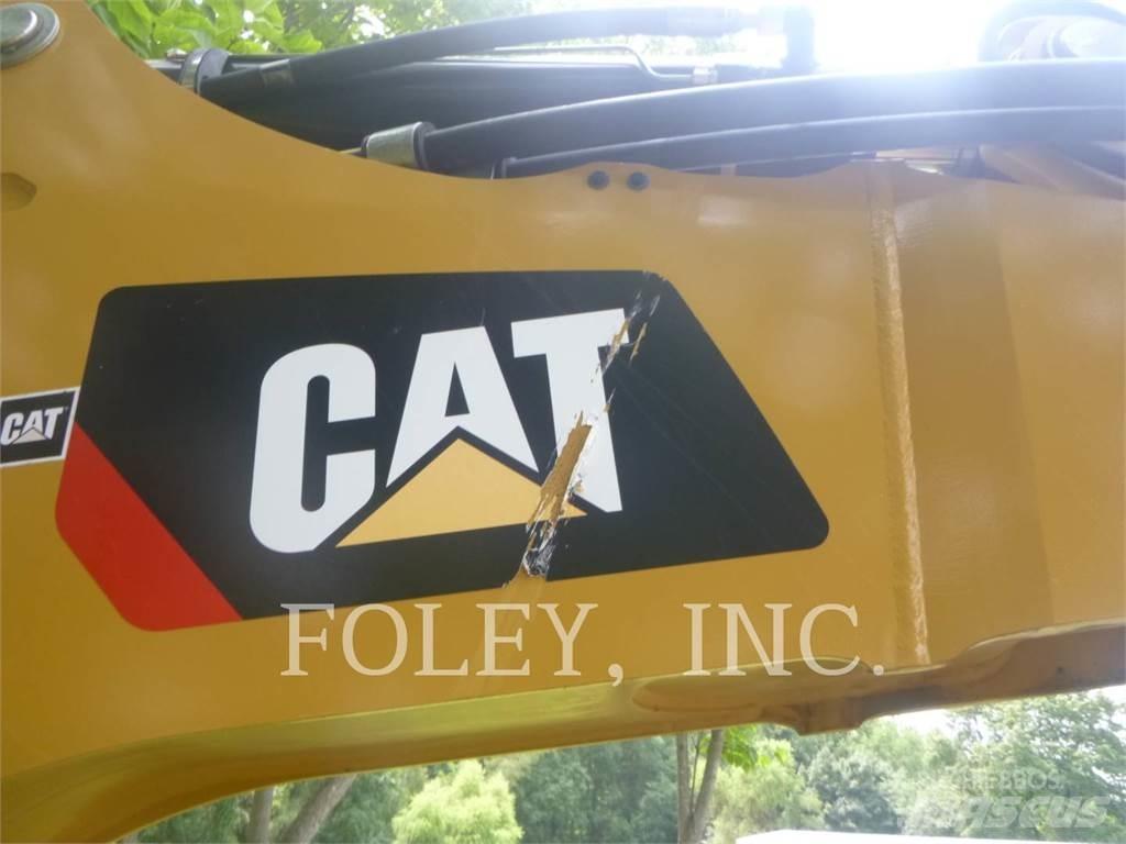 CAT 450-07 Εκσκαφείς Φορτωτές τύπου JCB