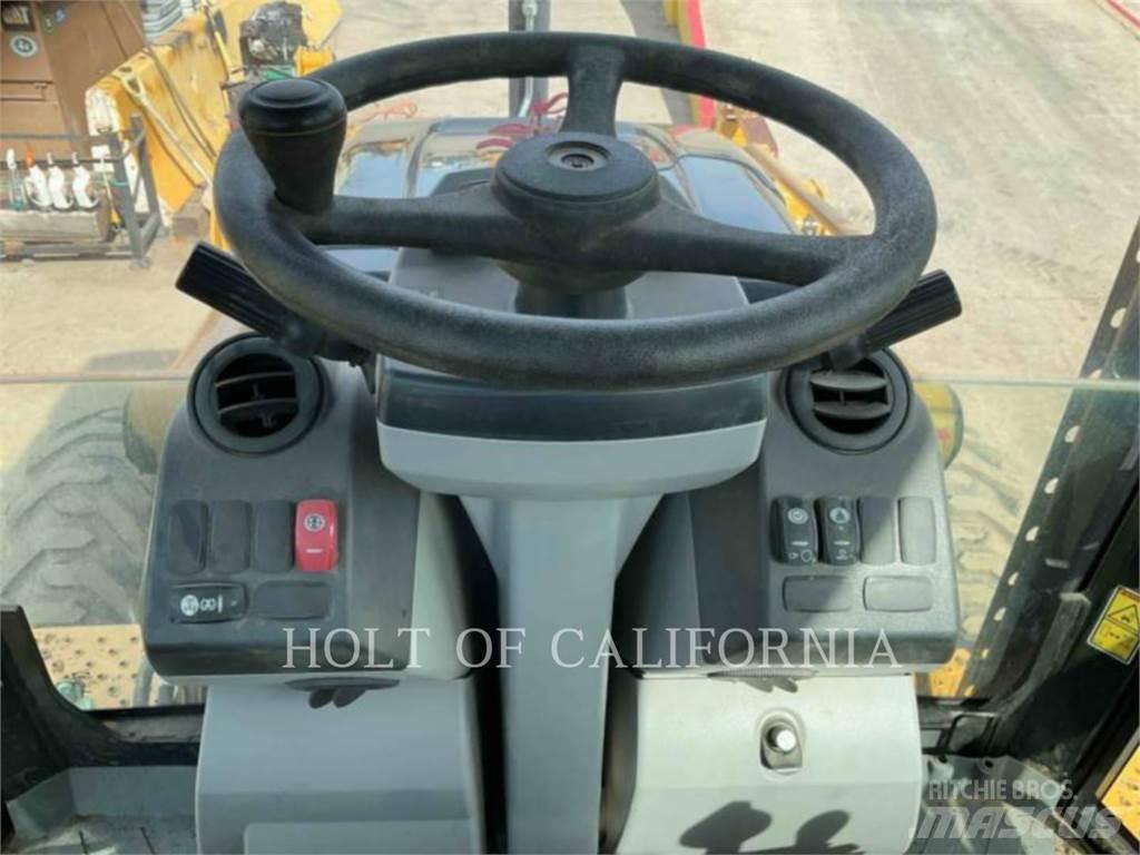 CAT 450F Εκσκαφείς Φορτωτές τύπου JCB