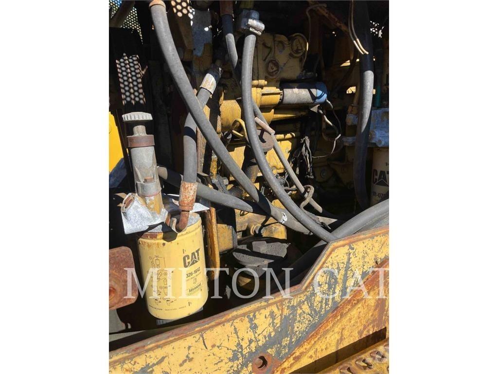 CAT 525B Μετατοπιστές