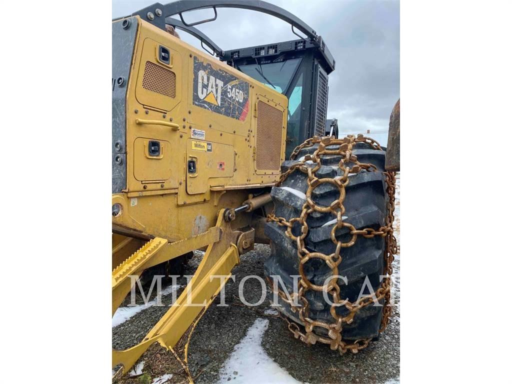 CAT 545D Μετατοπιστές