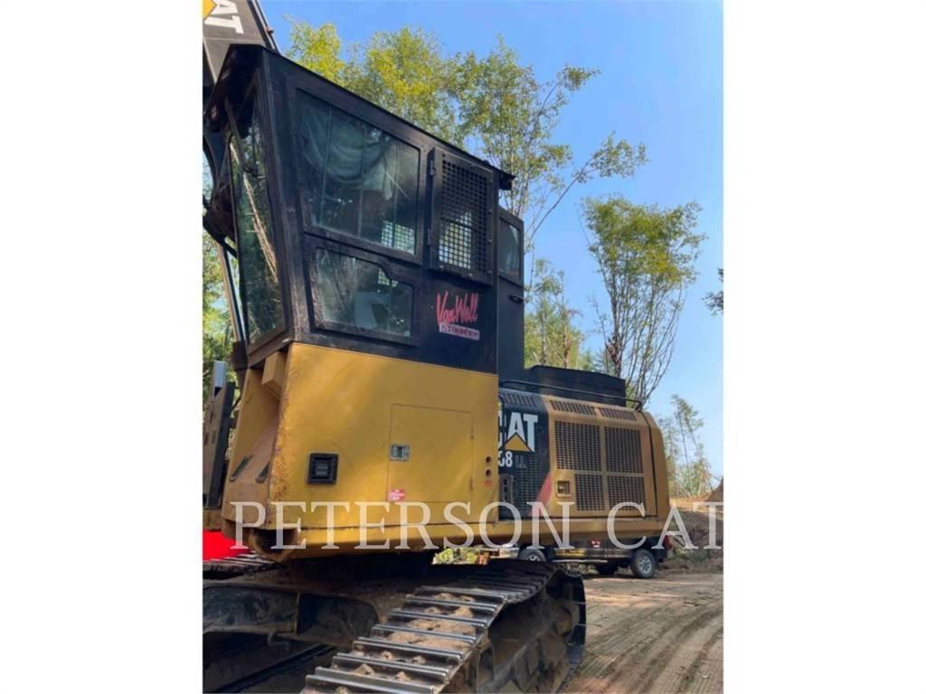CAT 568 Τρακτέρ δασοπονίας