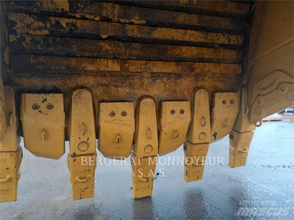 CAT 6015B Εκσκαφείς με ερπύστριες
