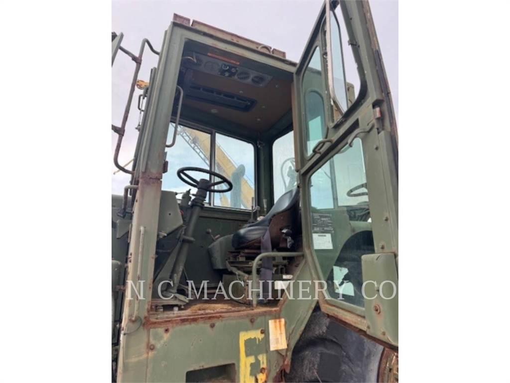 CAT 621B Αποξέστες δρόμων