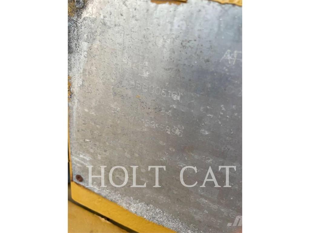 CAT 621G Αποξέστες δρόμων