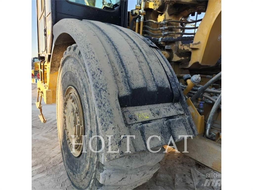 CAT 621K Αποξέστες δρόμων