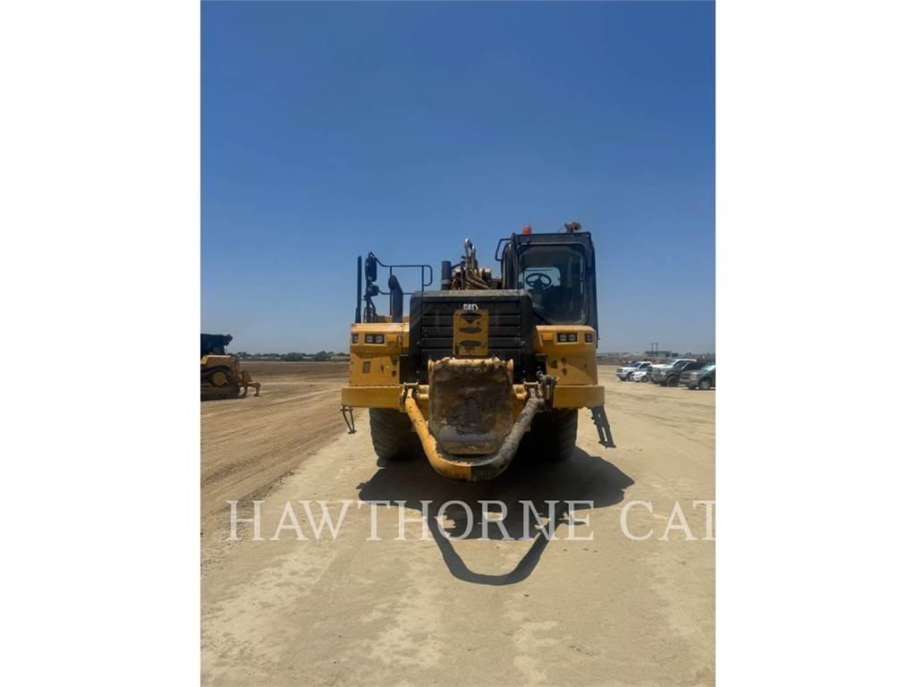 CAT 657 Αποξέστες δρόμων