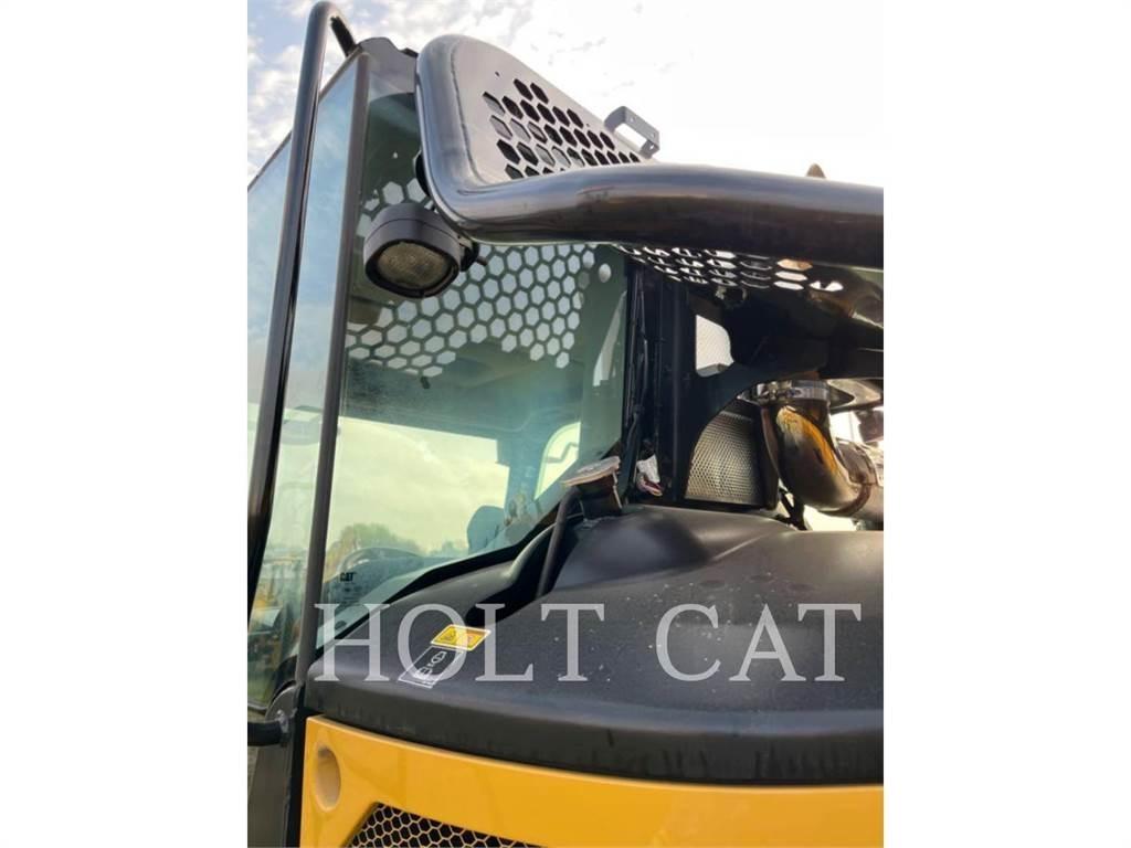 CAT 725 Σπαστό Dump Truck ADT