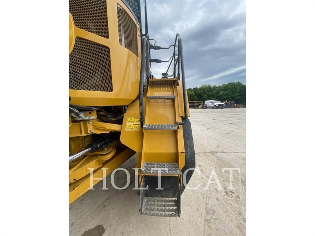 CAT 725 Σπαστό Dump Truck ADT