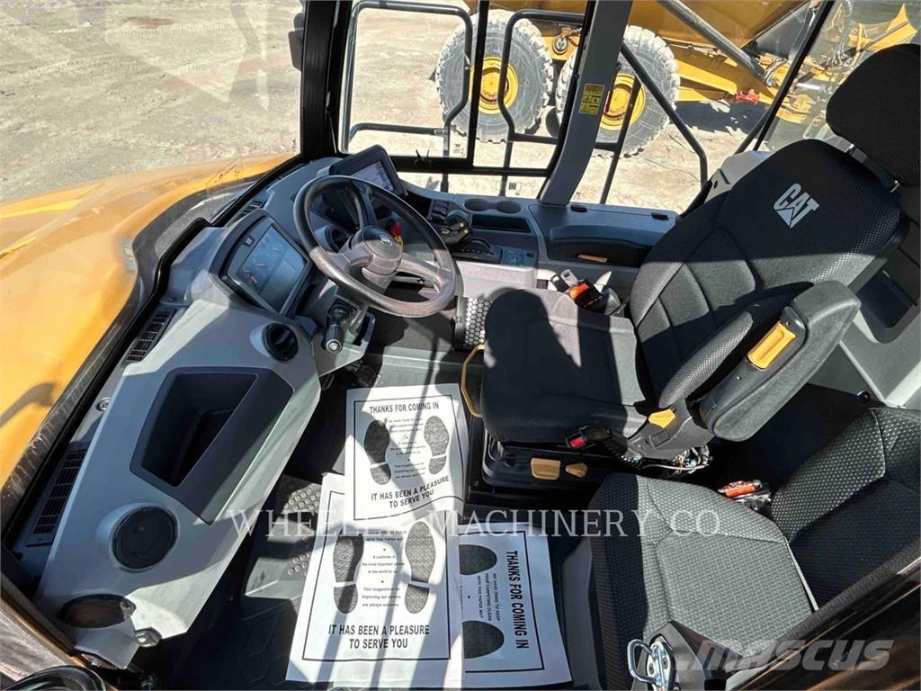 CAT 725 Σπαστό Dump Truck ADT