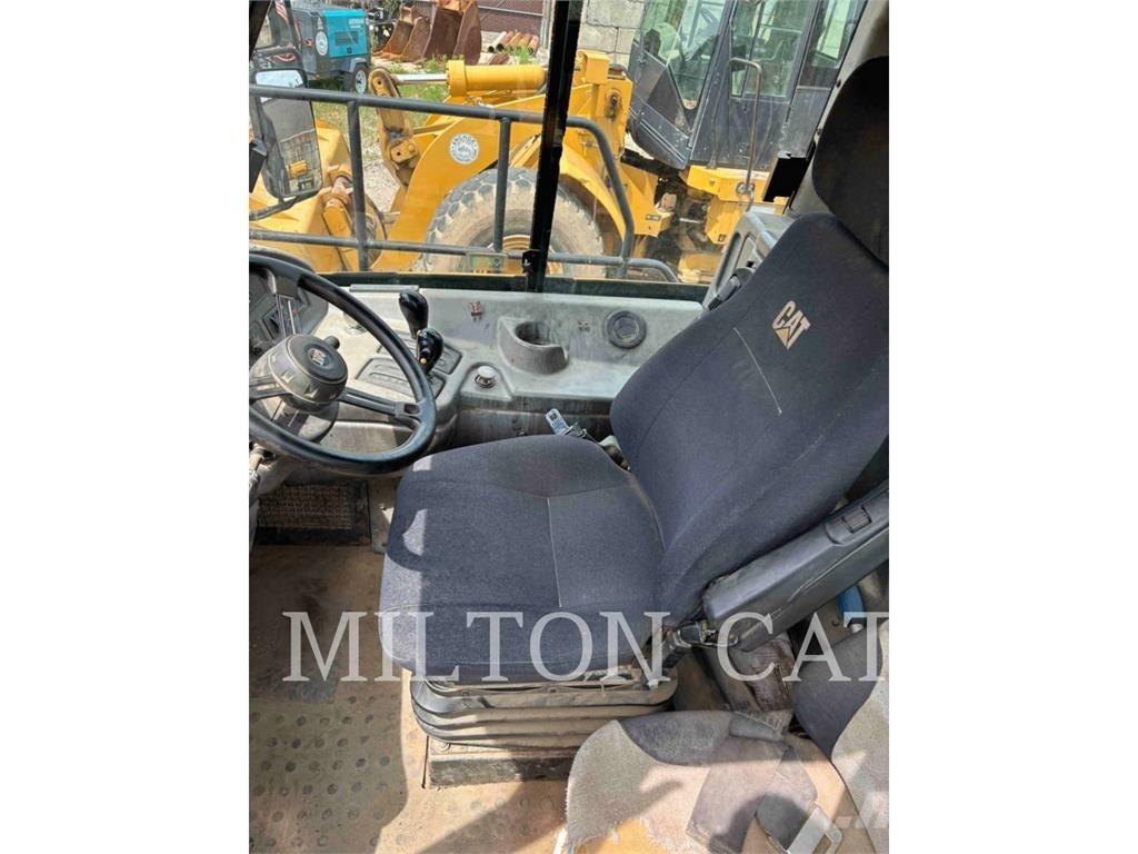 CAT 725 Σπαστό Dump Truck ADT