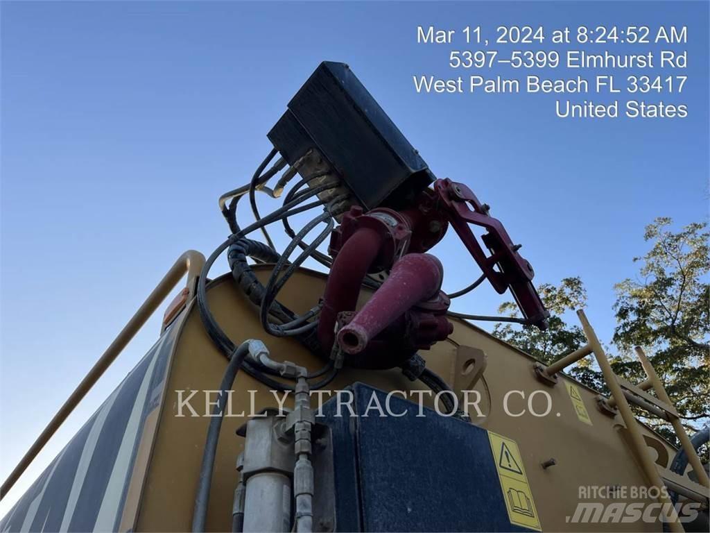 CAT 725 Σπαστό Dump Truck ADT