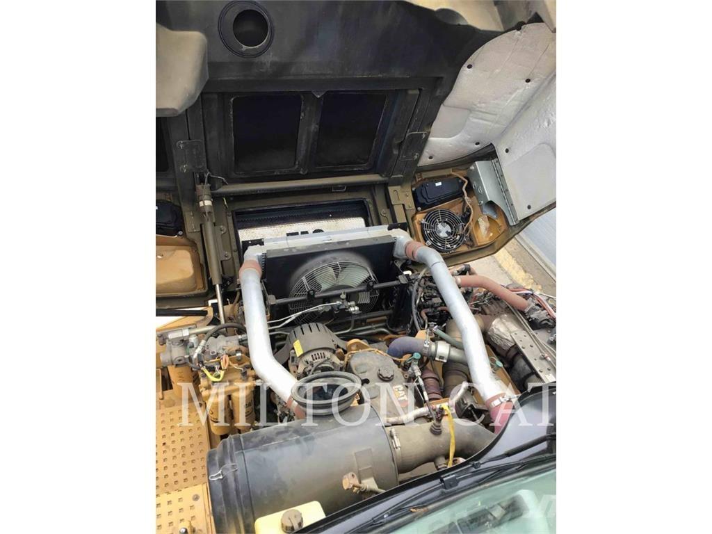 CAT 725C2 Σπαστό Dump Truck ADT