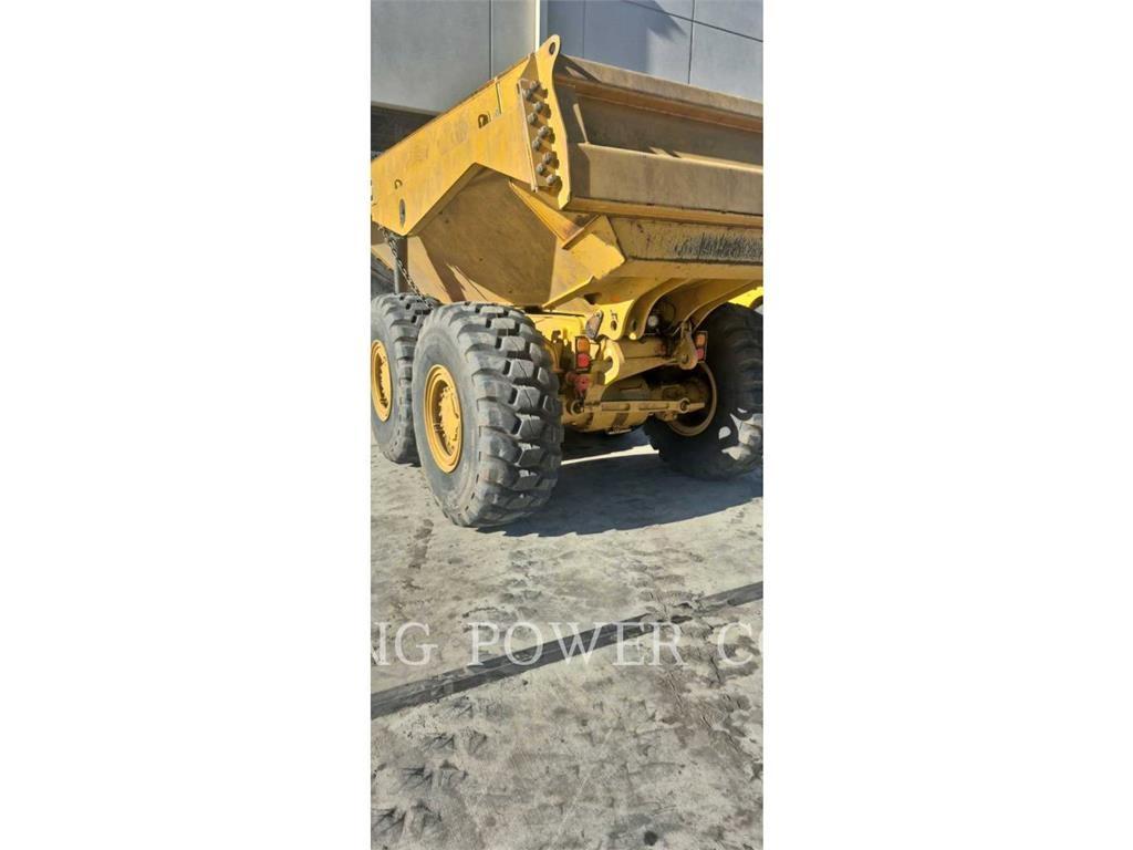 CAT 725TG Σπαστό Dump Truck ADT