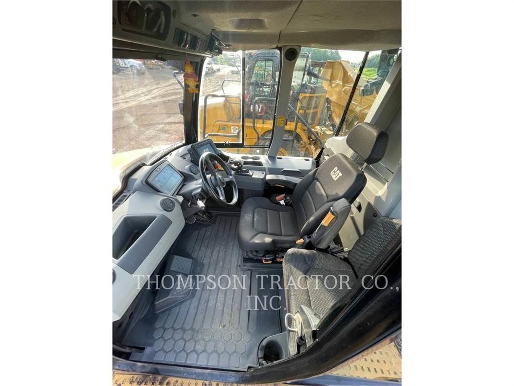 CAT 730 Σπαστό Dump Truck ADT