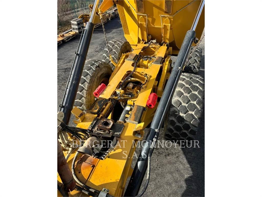 CAT 730 Σπαστό Dump Truck ADT