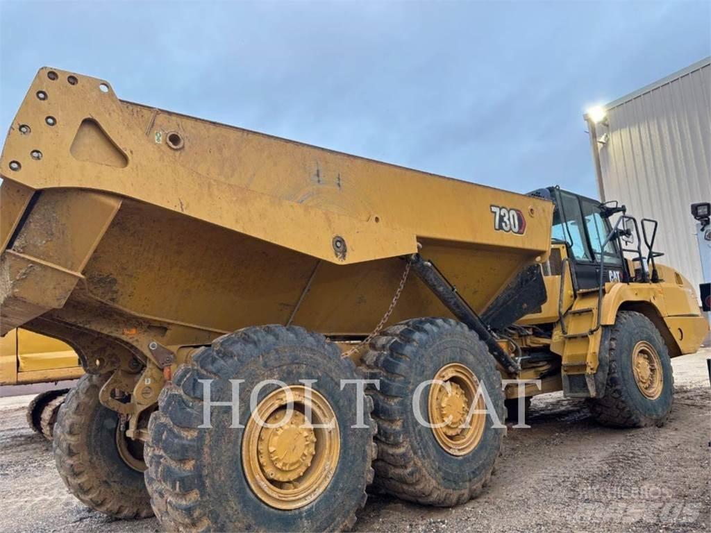 CAT 730 Σπαστό Dump Truck ADT