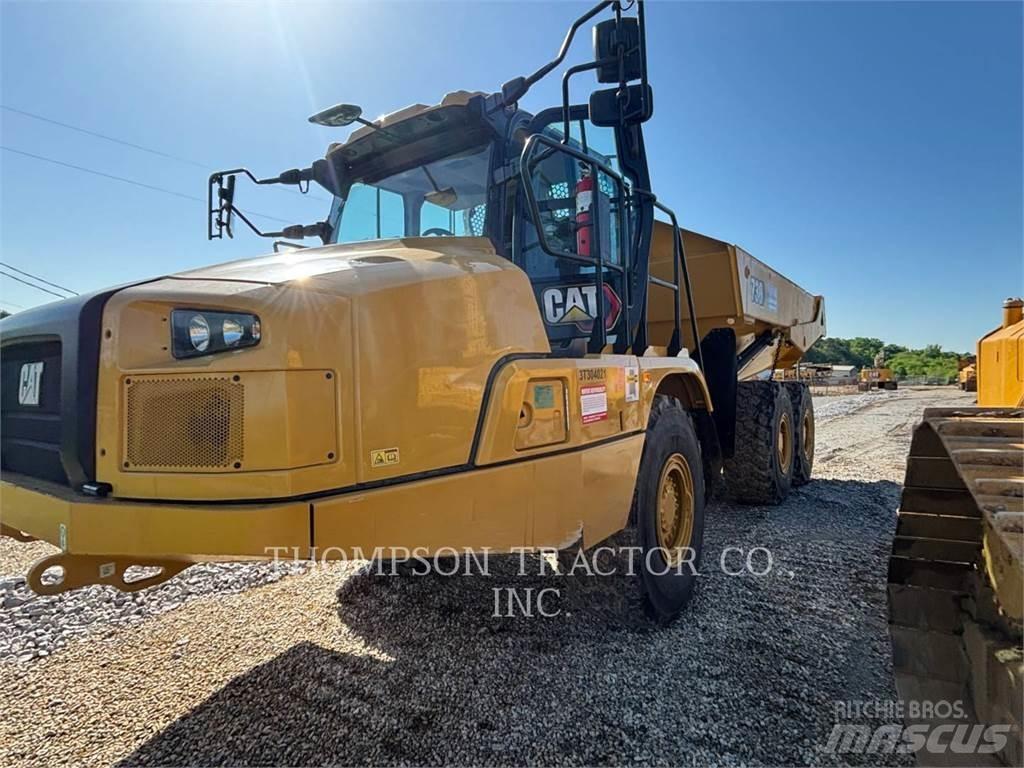 CAT 730 Σπαστό Dump Truck ADT