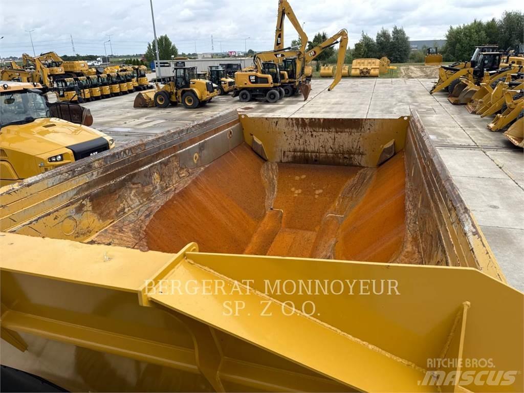 CAT 730 Σπαστό Dump Truck ADT