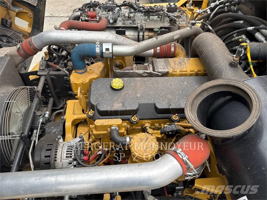 CAT 730 Σπαστό Dump Truck ADT