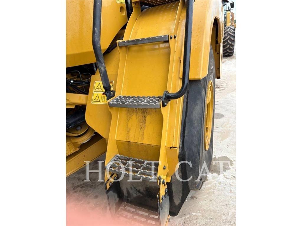 CAT 730 Σπαστό Dump Truck ADT