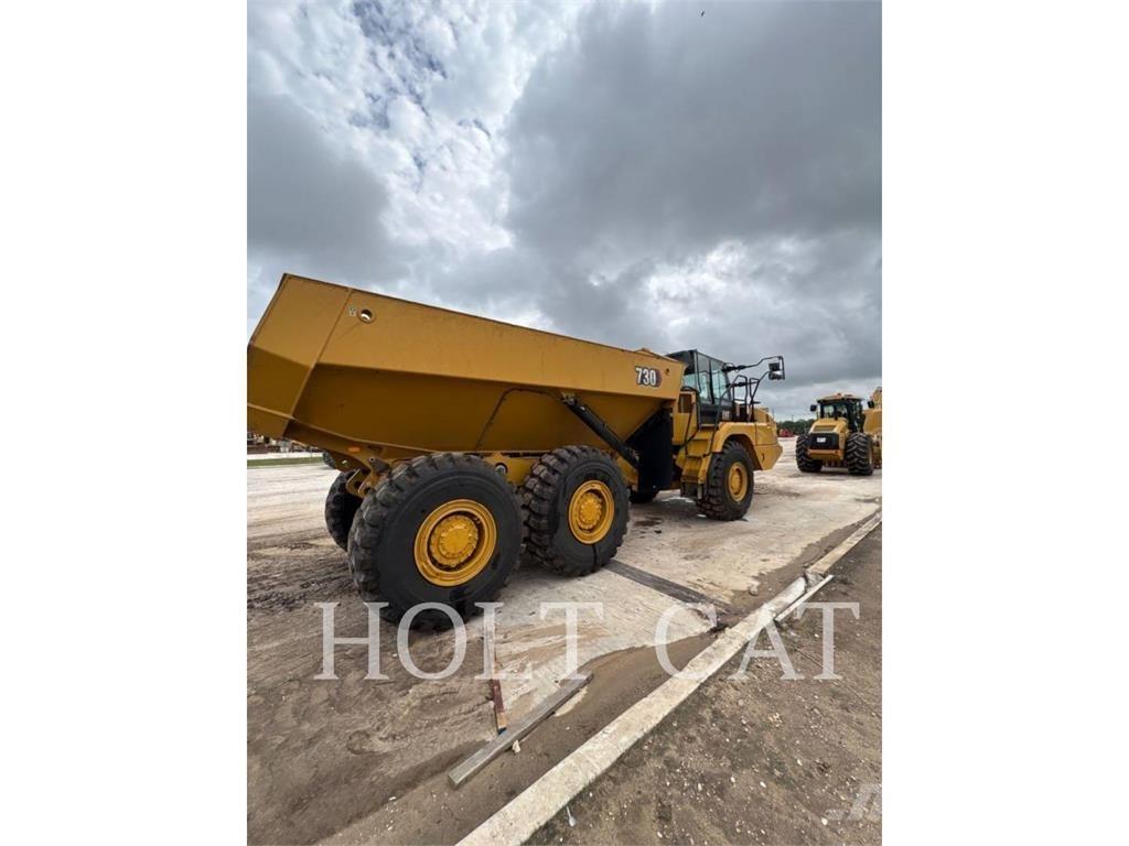 CAT 730 Σπαστό Dump Truck ADT