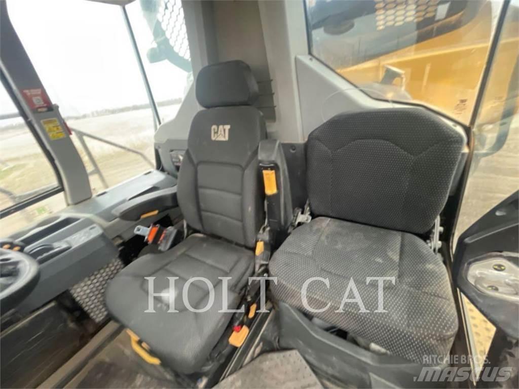 CAT 730 Σπαστό Dump Truck ADT