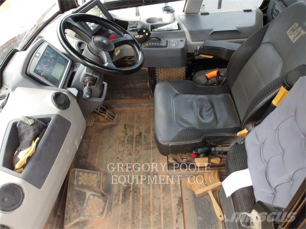 CAT 730-04 Σπαστό Dump Truck ADT