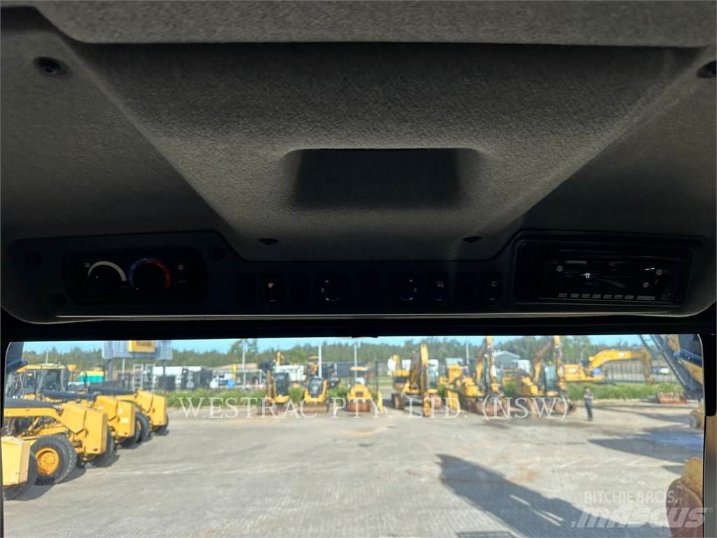 CAT 730-04LRC Σπαστό Dump Truck ADT