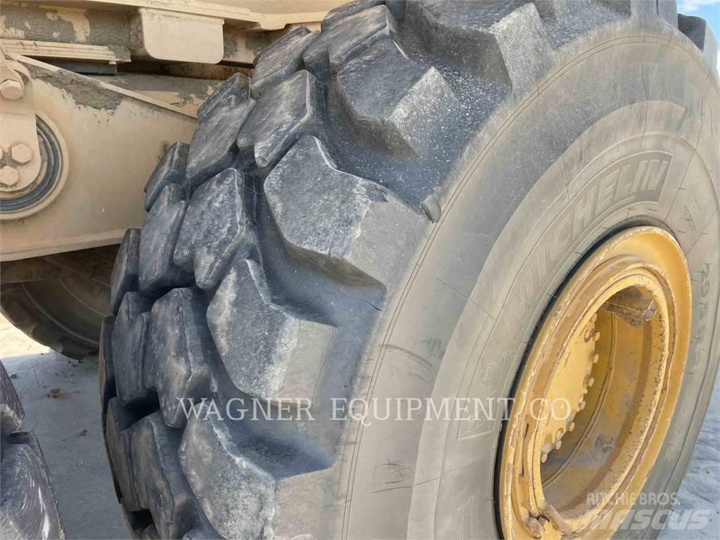 CAT 740 Σπαστό Dump Truck ADT