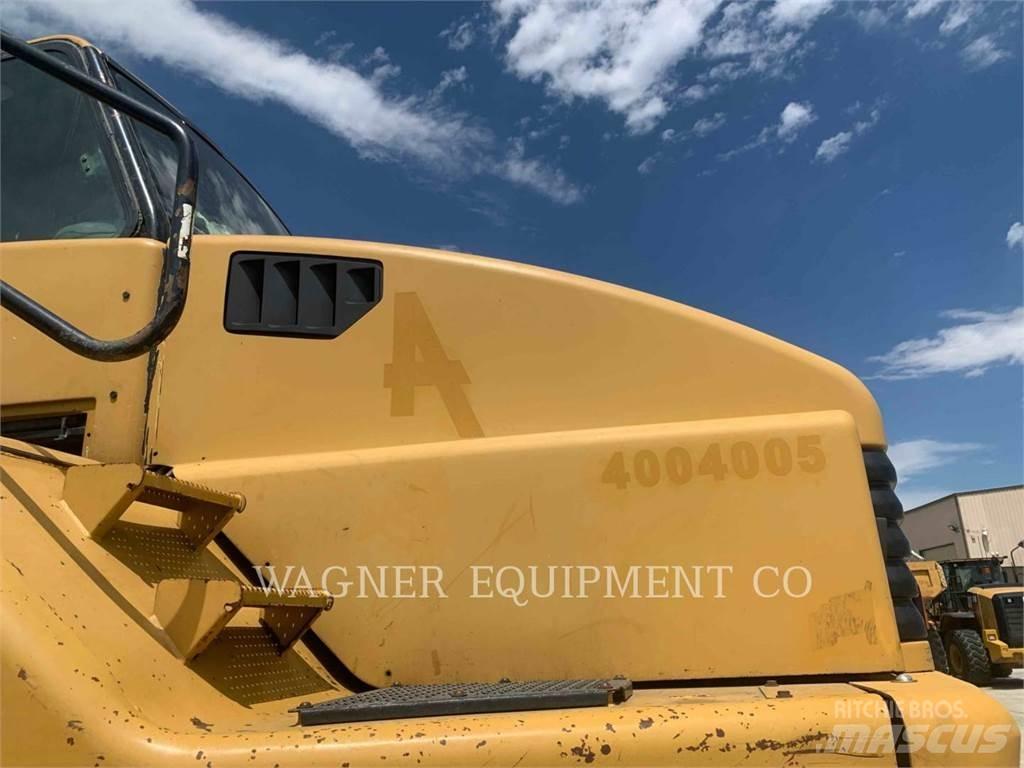 CAT 740 Σπαστό Dump Truck ADT