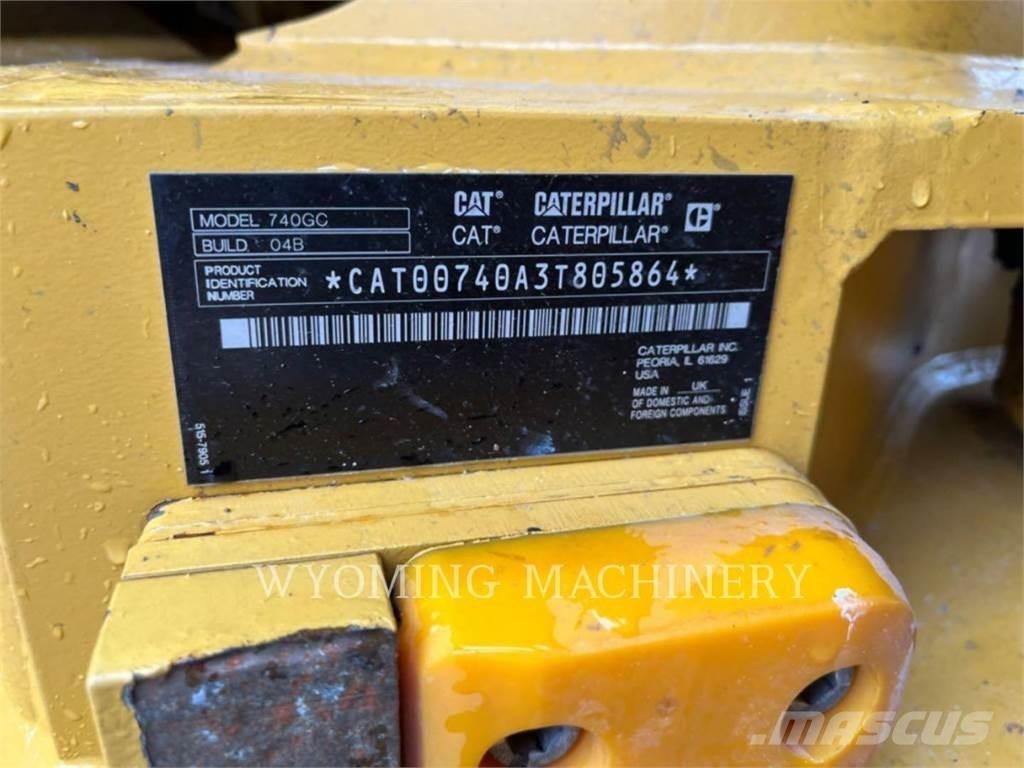 CAT 740 GC Σπαστό Dump Truck ADT