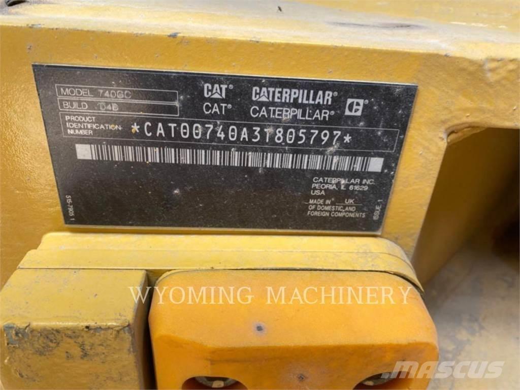 CAT 740 GC Σπαστό Dump Truck ADT