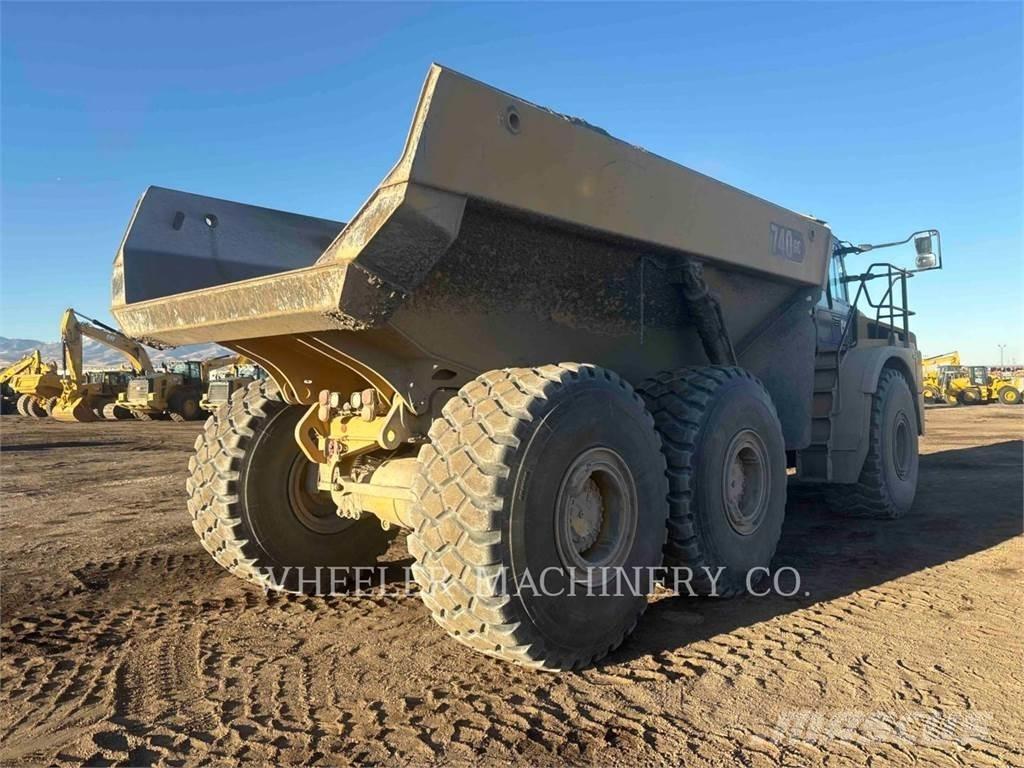 CAT 740 GC Σπαστό Dump Truck ADT