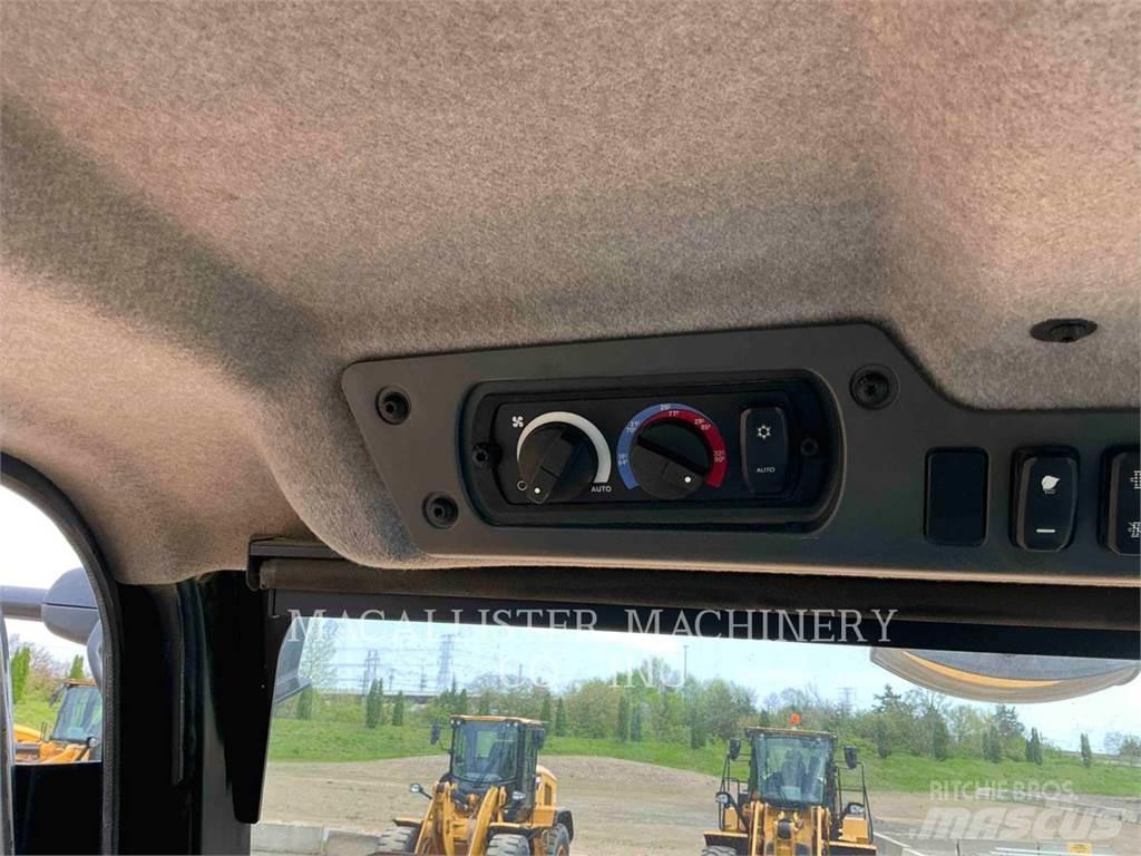 CAT 740 GC Σπαστό Dump Truck ADT