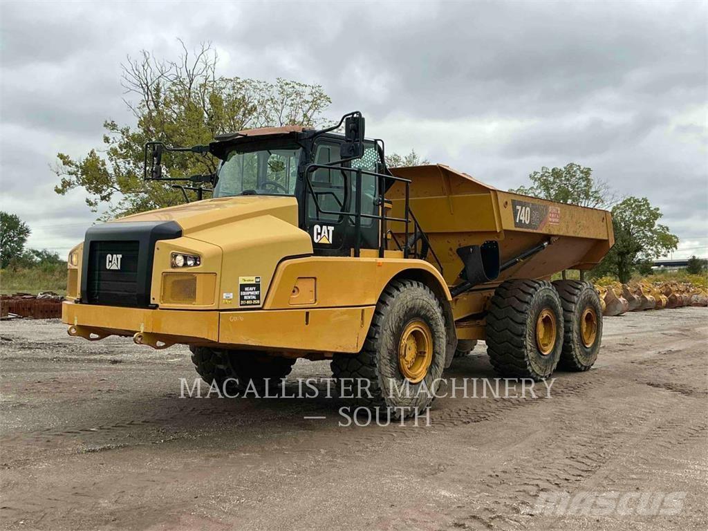 CAT 740 GC Σπαστό Dump Truck ADT