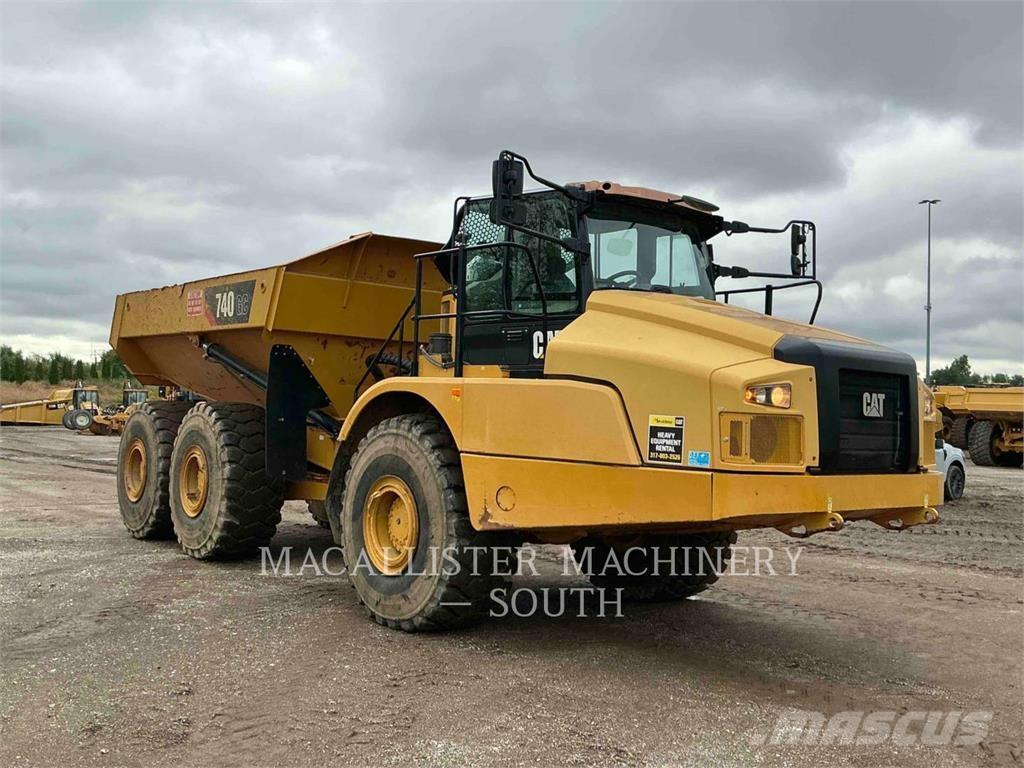 CAT 740 GC Σπαστό Dump Truck ADT