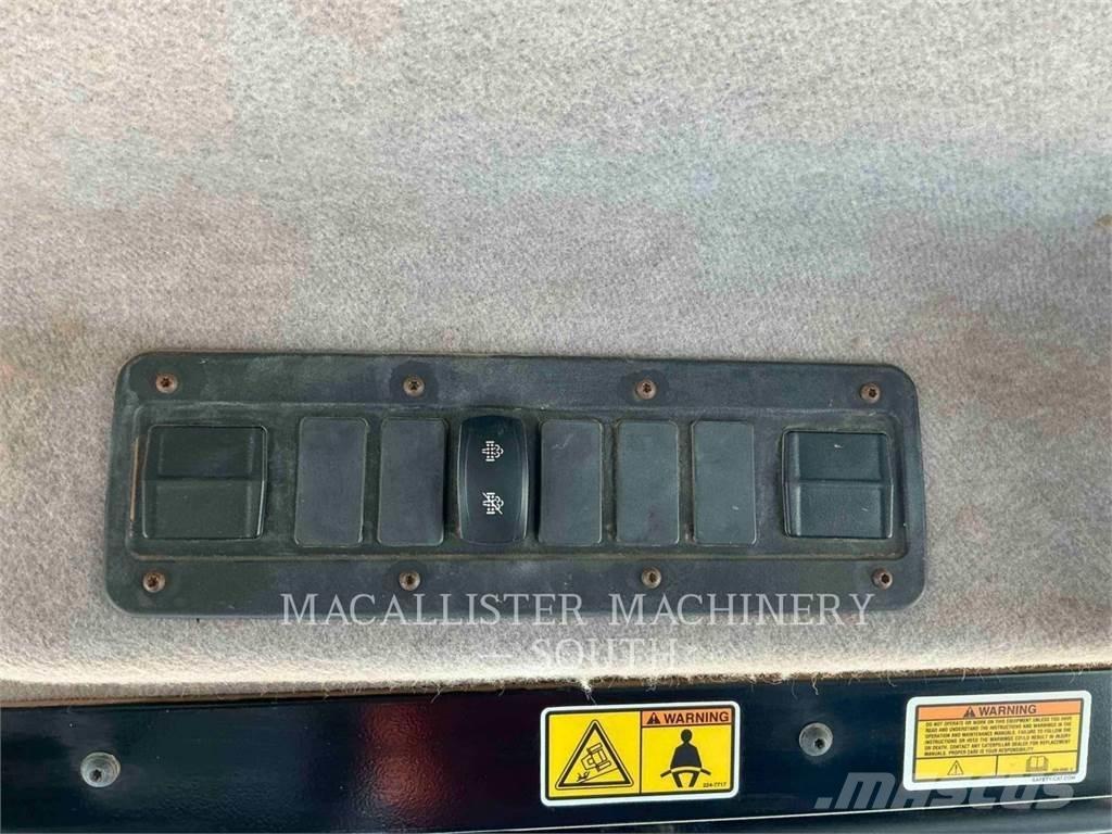 CAT 740B Σπαστό Dump Truck ADT