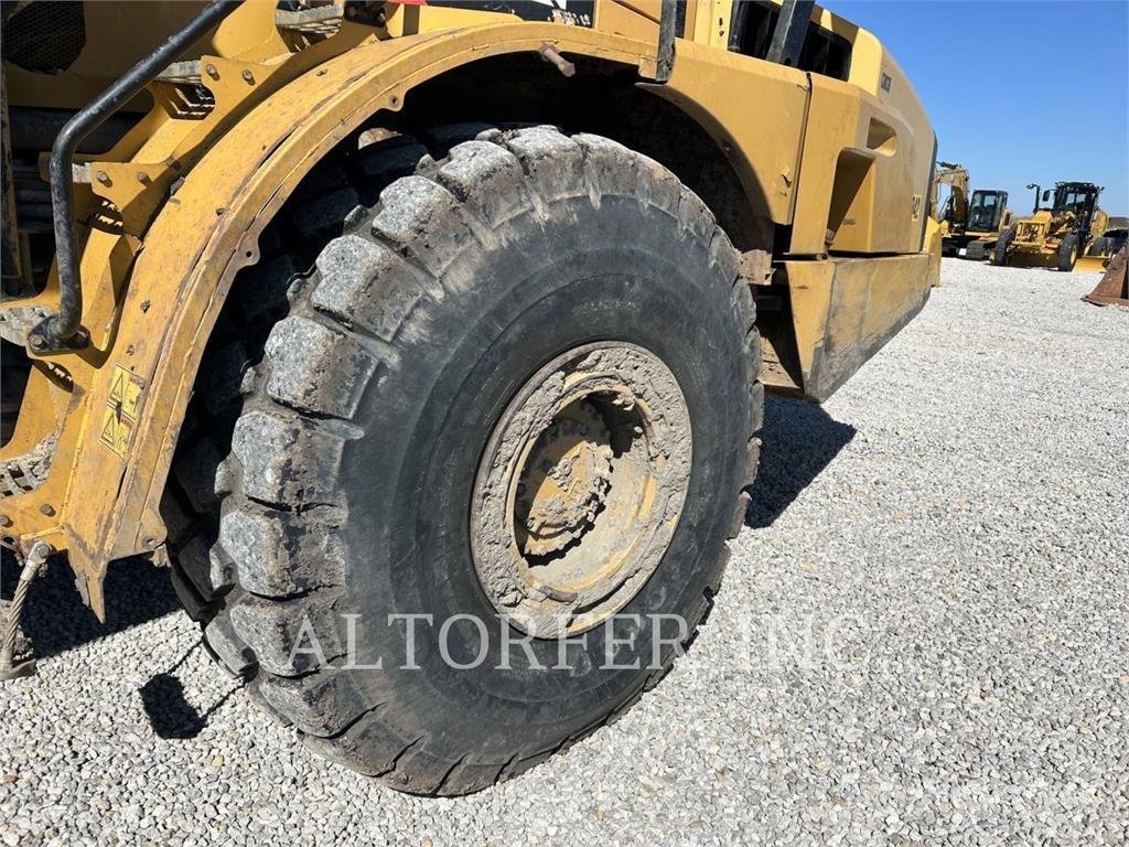 CAT 740B Σπαστό Dump Truck ADT