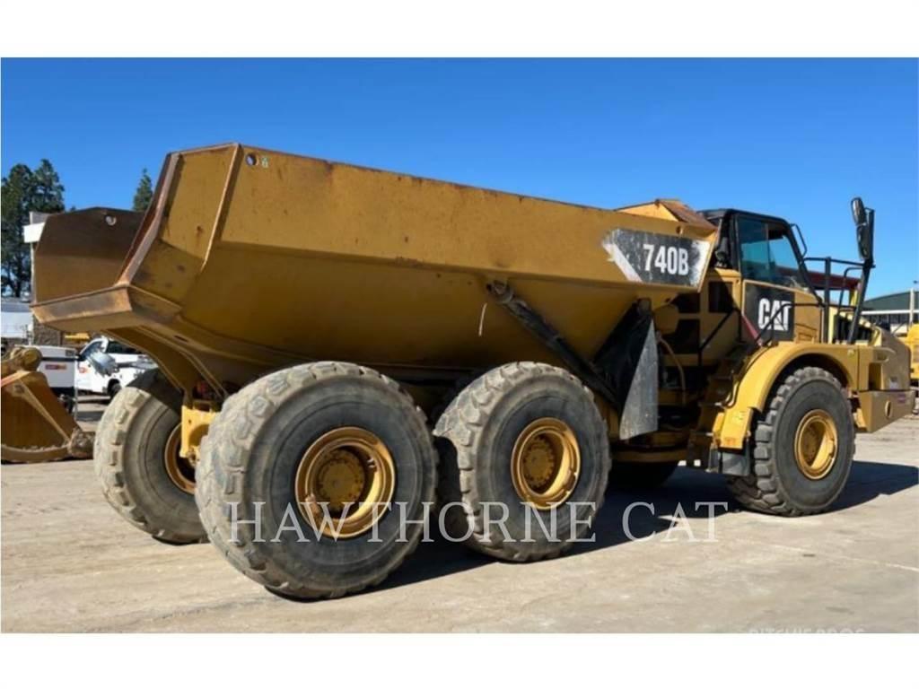 CAT 740B Σπαστό Dump Truck ADT