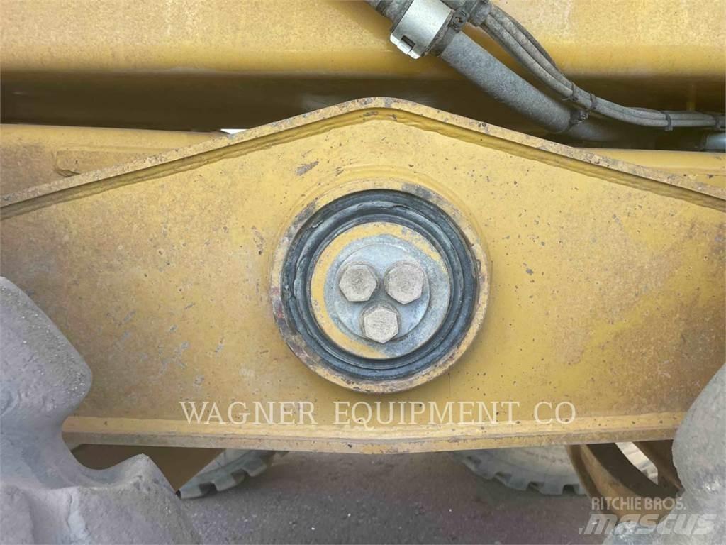CAT 740B WT Βυτία νερού
