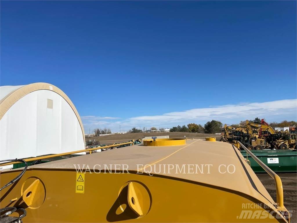CAT 740B WT RB Βυτία νερού