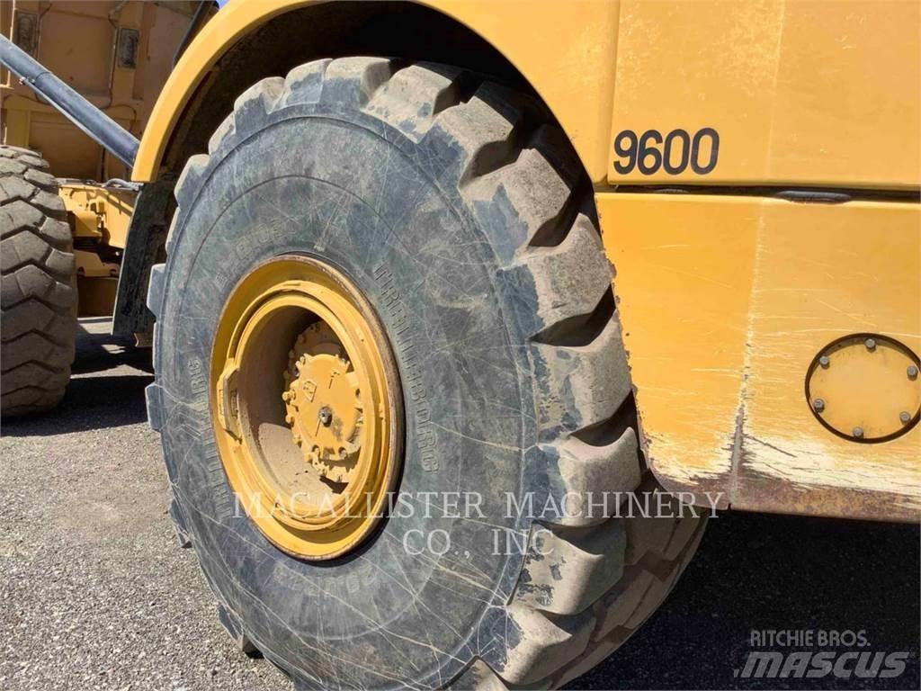CAT 740GC Σπαστό Dump Truck ADT